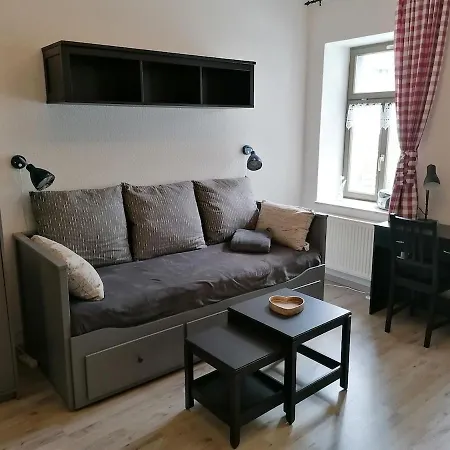 Appartement In Der Altstadt, In Der Naehe Von Theater&universitaet, Mit Kueche Und Waschmaschine *